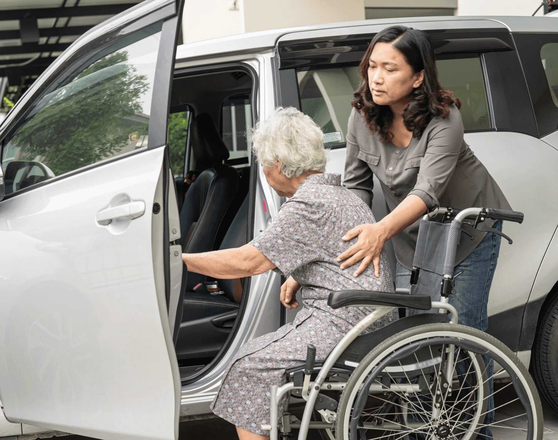 Door-to-door and curb-to-curb service options